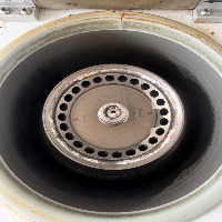 Hettich Mikro 22 R Refrigerated Centrifuge image 1